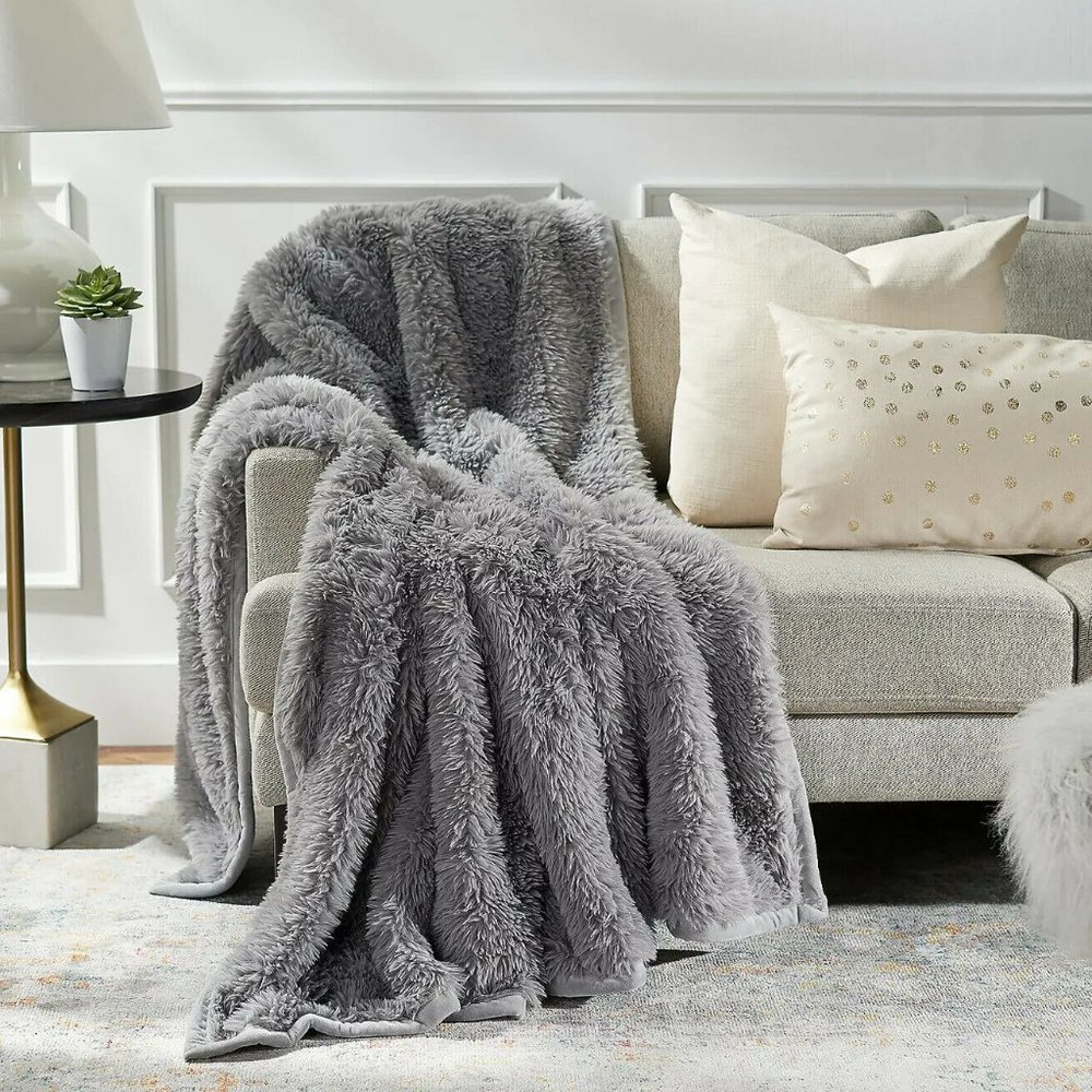 G.I.L.I Snow Faux Fur Throw Blanket Stone Grey NWT